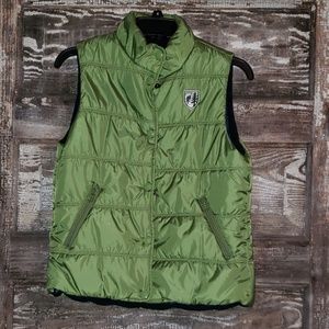 American Eagle Puffer Vest